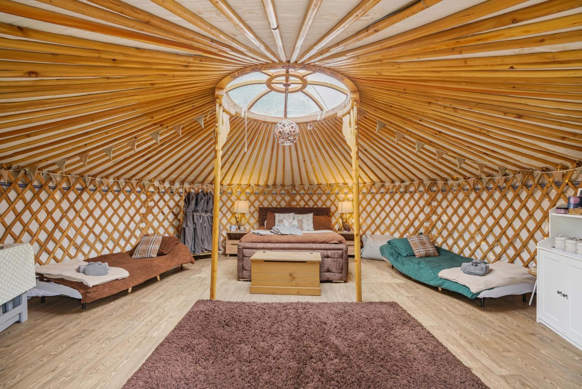 Отель Glamp And Tipple Ltd Great Ellingham Экстерьер фото